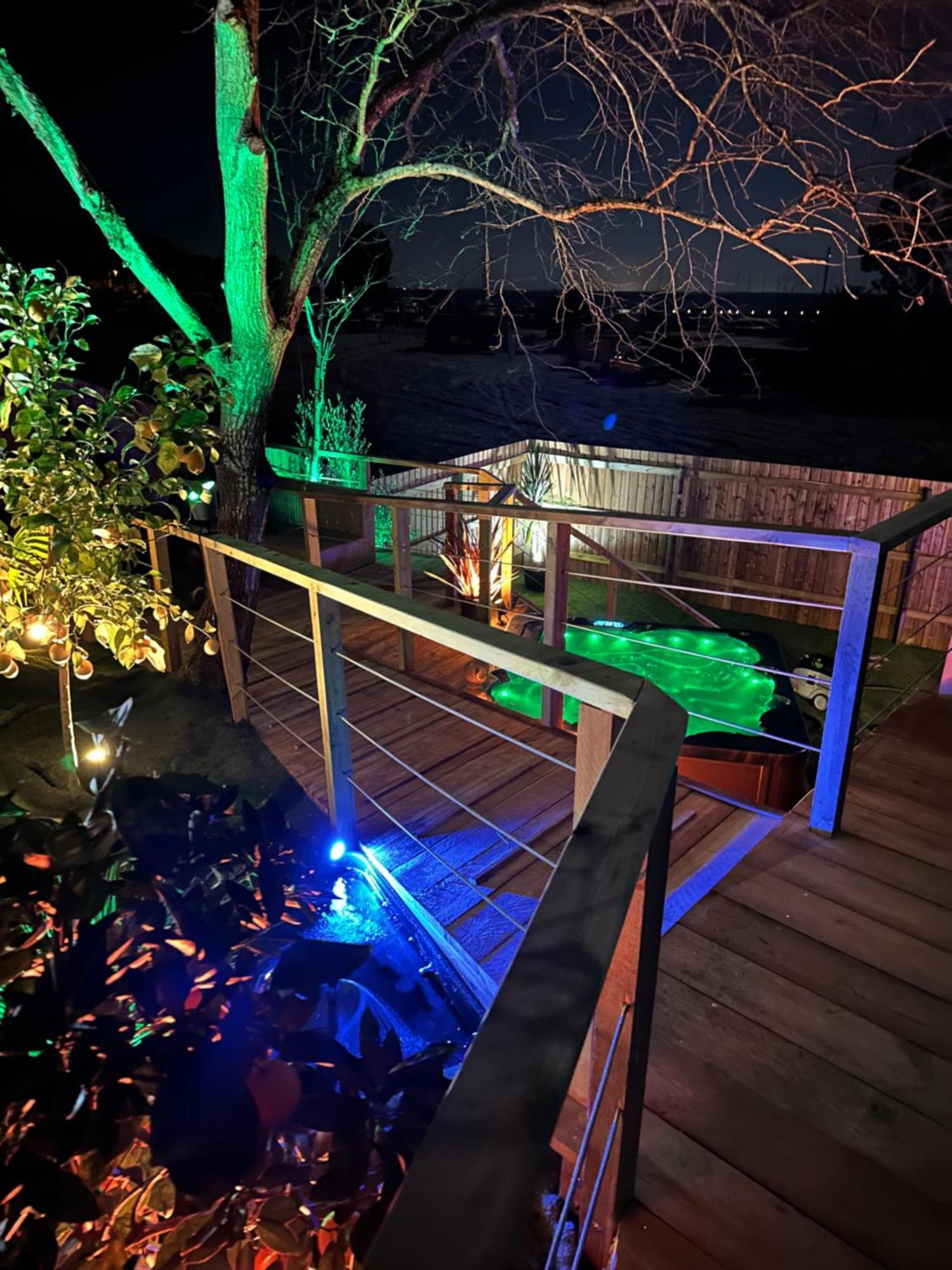 Chalet Et Jaccuzy Sur La Plage 比斯卡罗斯 外观 照片